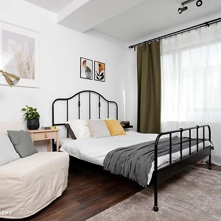 Modern Condo Near Morii Lake بوخارست المظهر الخارجي الصورة