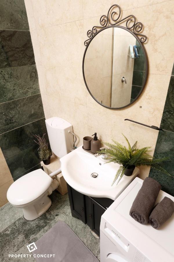 Modern Condo Near Morii Lake بوخارست المظهر الخارجي الصورة